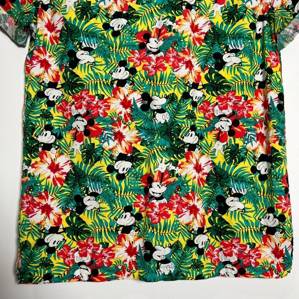 Disney Mickey Mouse Tropical Button Up Shirt Size S Floral Hawaiian Short Sleeve - Picture 9 of 9